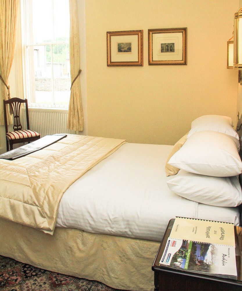 Atholl Villa Guest House พิทลอครี ภายนอก รูปภาพ