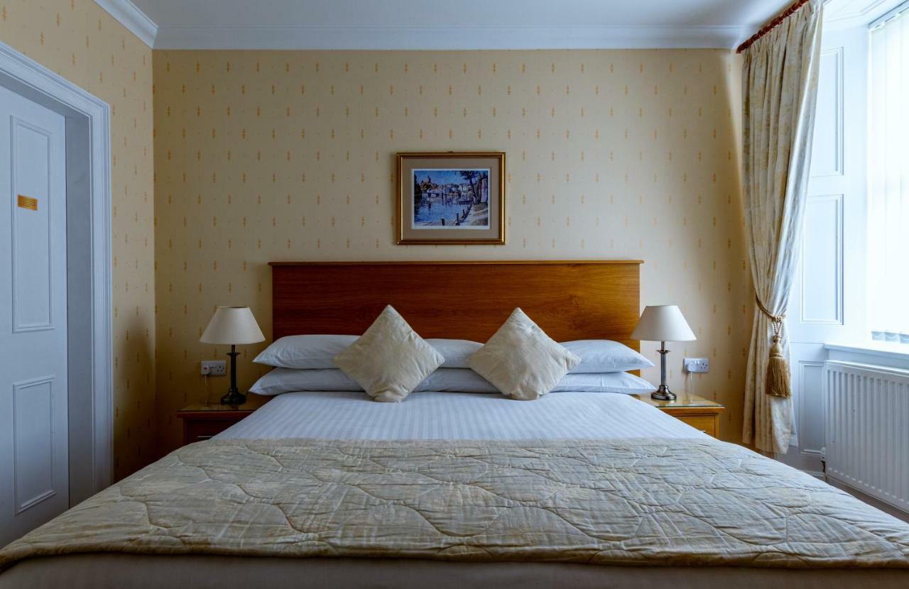 Atholl Villa Guest House พิทลอครี ภายนอก รูปภาพ