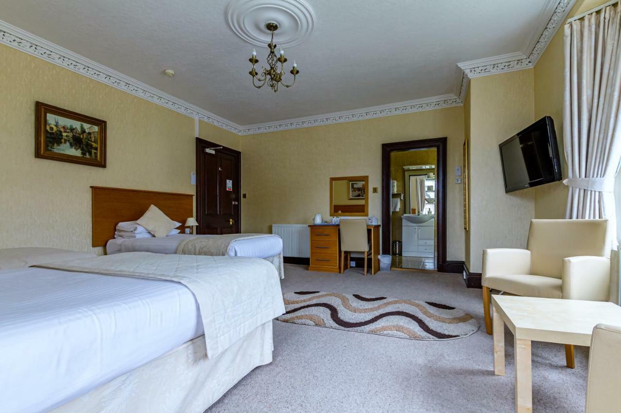 Atholl Villa Guest House พิทลอครี ภายนอก รูปภาพ