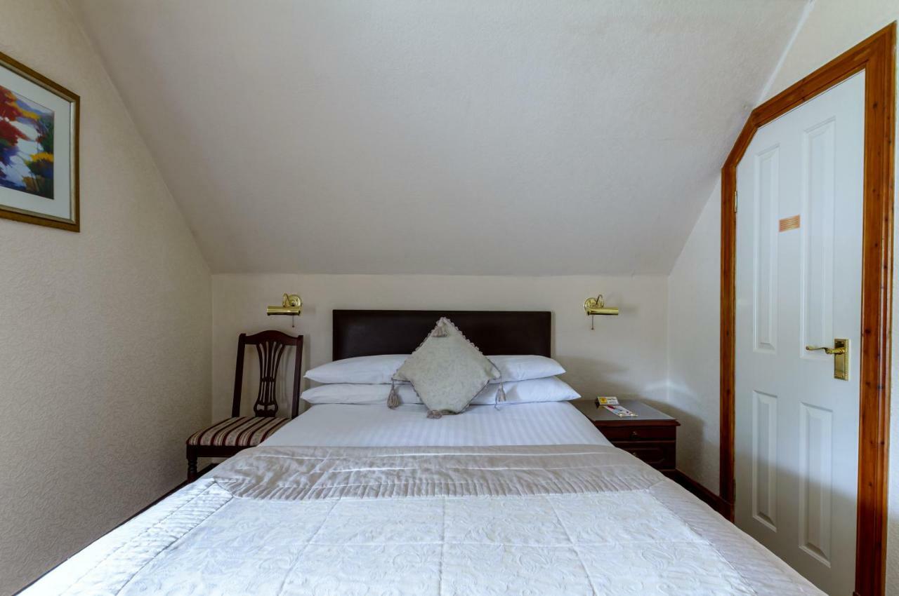 Atholl Villa Guest House พิทลอครี ภายนอก รูปภาพ